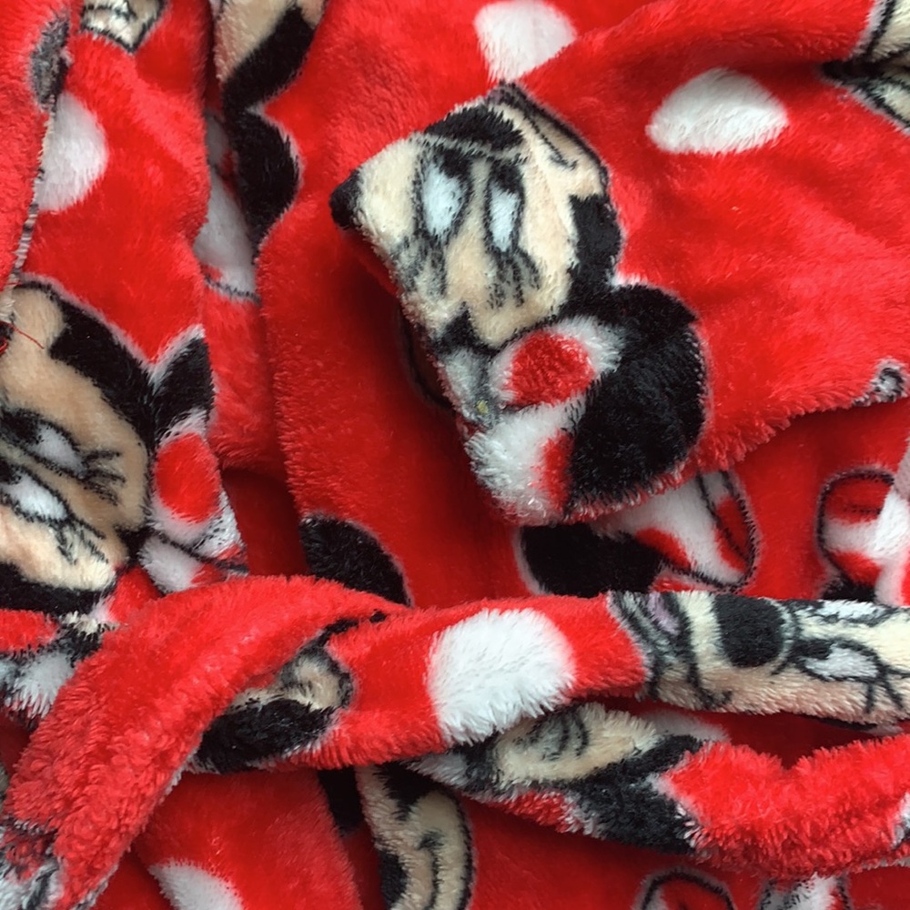 Minnie Mouse Robe 🌹 - Picture 3 of 3